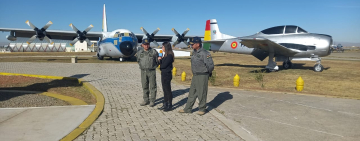 La FAB conmemoró 103 años del primer vuelo en Bolivia