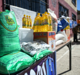 Más de 2.700 familias de siete municipios de La Paz reciben ayuda en alimentos