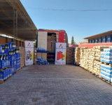 Comisan más de 20 toneladas de harina, bebidas y leche de contrabando en Cochabamba