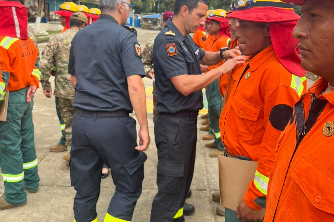 Expertos franceses fortalecen capacidad de los bomberos forestales 