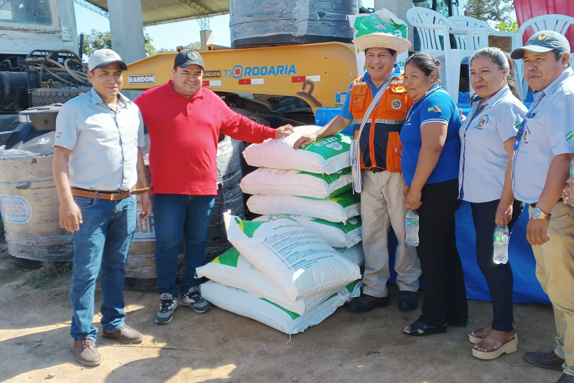 Defensa entrega 47 toneladas de ayuda a familias del municipio de El Puente