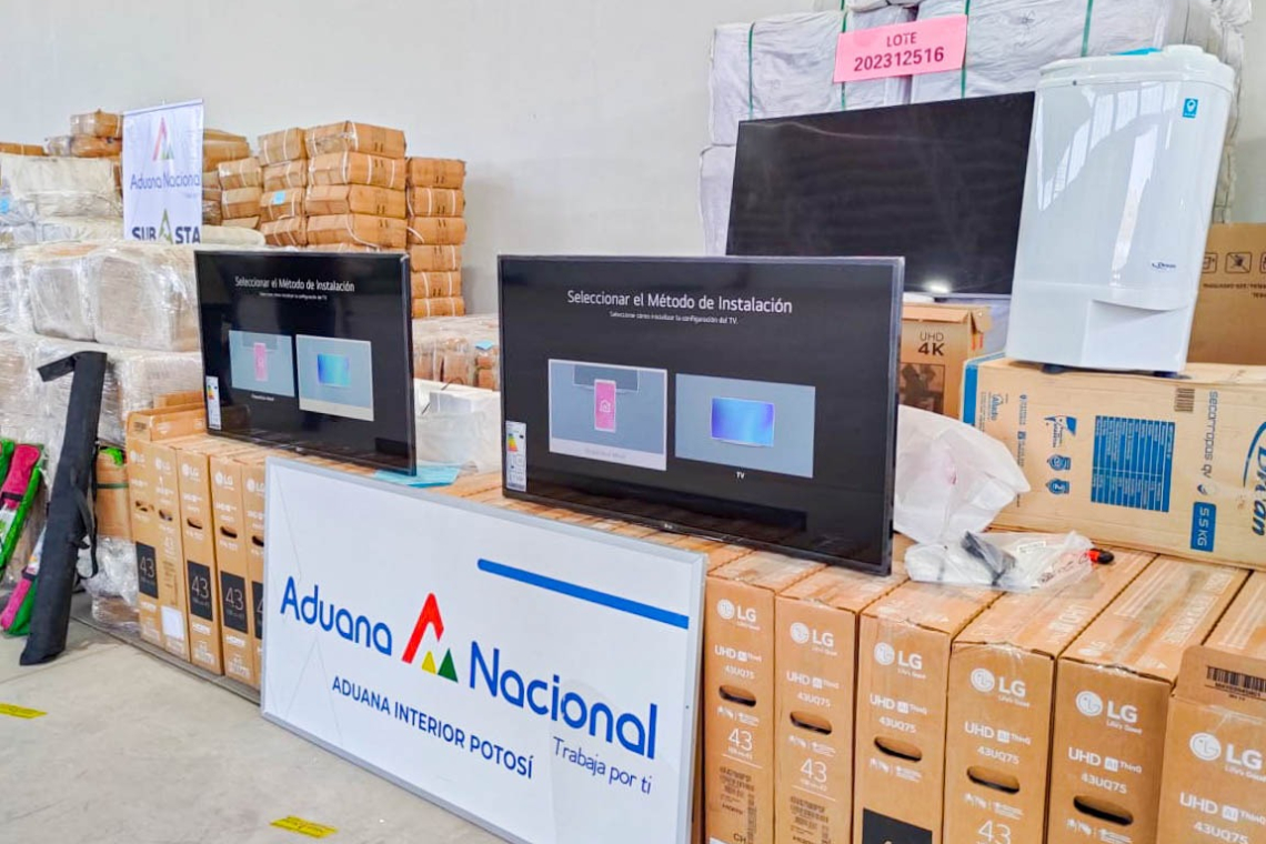 Aduana dispone 28 toneladas de mercancía para Subasta Electrónica, En Potosí