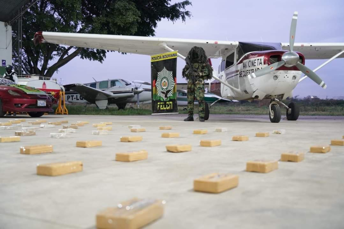 FELCN desarticula una banda y afecta al narcotráfico con $us 1.4 millones