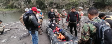 Ministro Novillo expresa condolencias a familias de fallecidos en riada