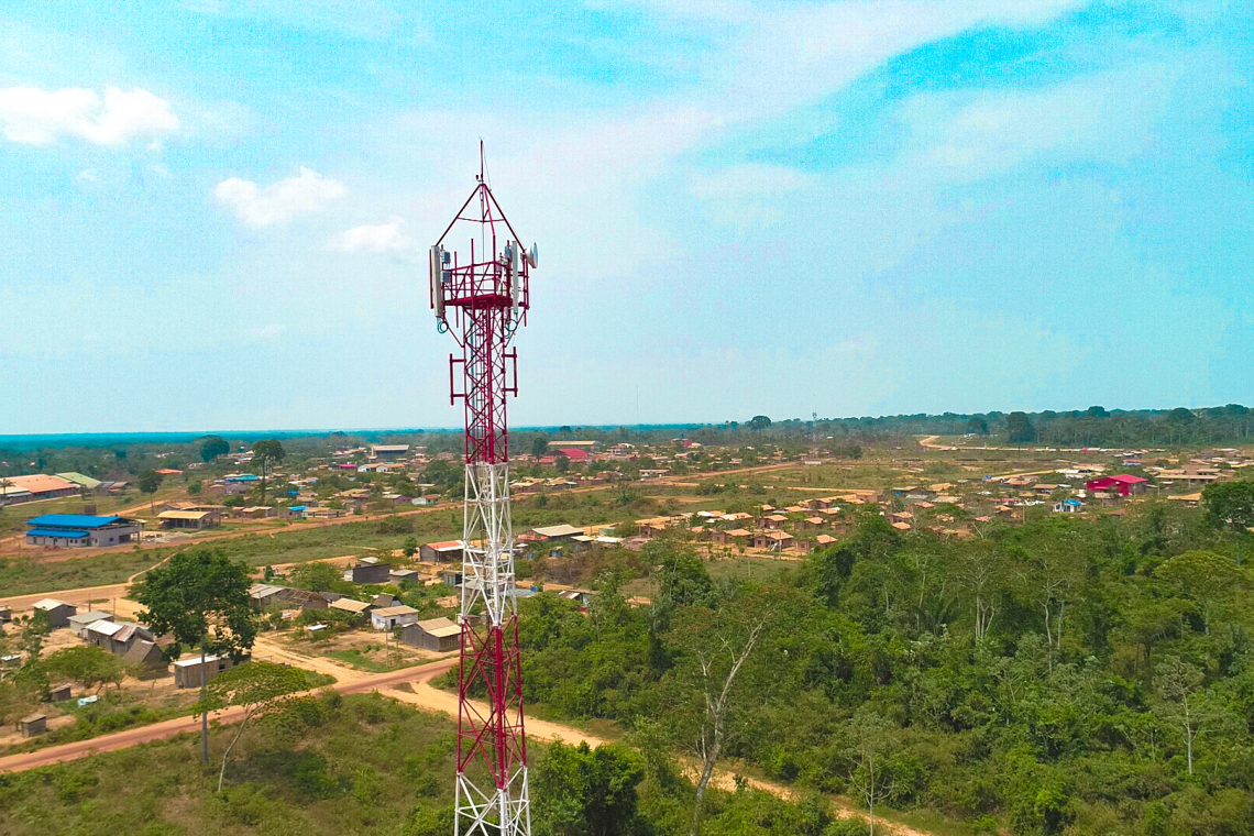 Presidente entrega siete Radio Bases de ENTEL en el municipio Sena de Pando 