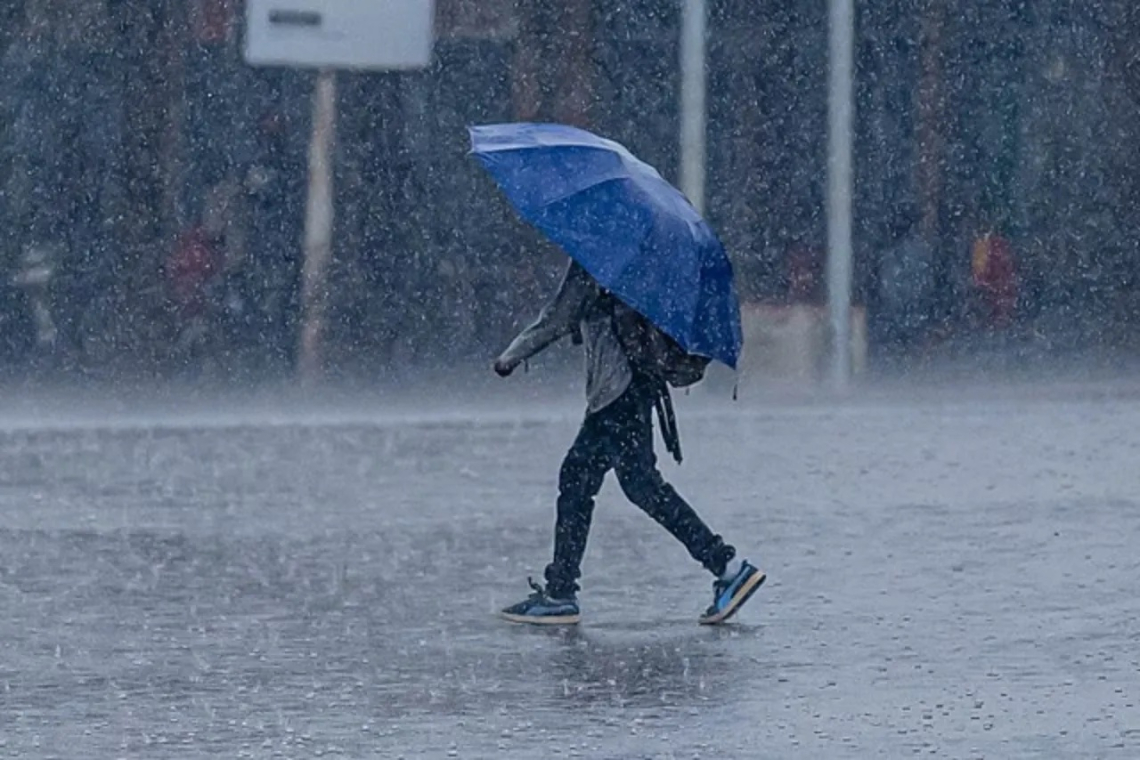 Senamhi pronostica lluvia en los valles, norte de La Paz, Oruro y Potosí hasta el miércoles