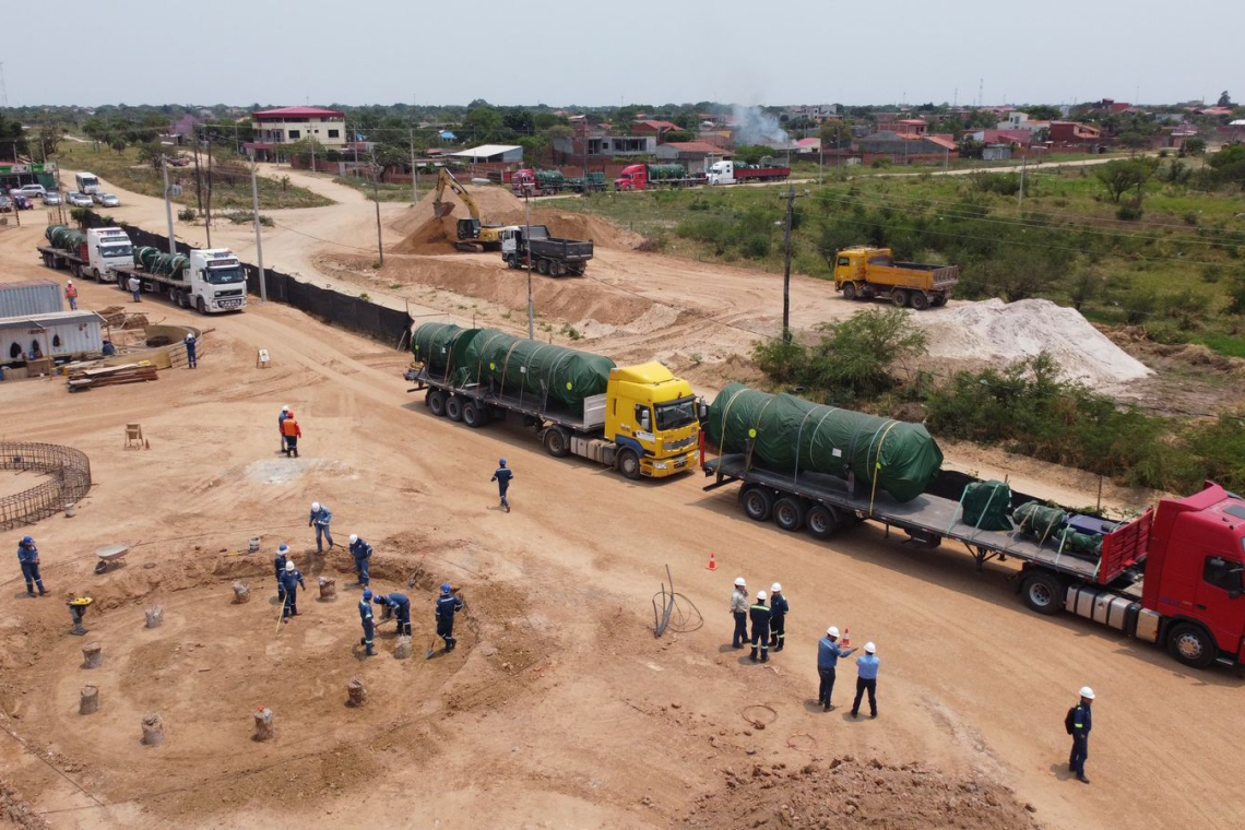 Llegan a Santa Cruz 46 equipos de punta para montar la Planta de Biodiésel I