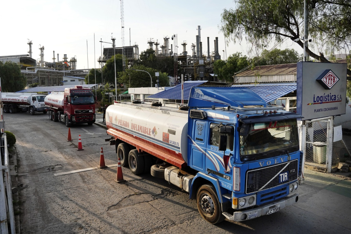 YPFB prevé aumento en 7% despachos de diésel, gasolina y GLP por Todos Santos 