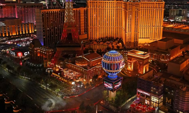 La Fórmula 1 llega a Las Vegas: bodas en el circuito, pianos temáticos y U2 se queda sin conciertos