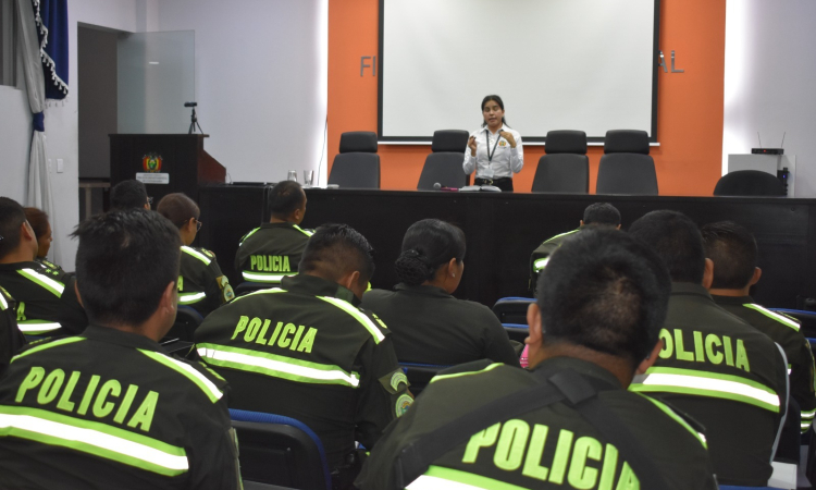 Fiscalía capacita a policías en manejo del ecosistema Justicia Libre
