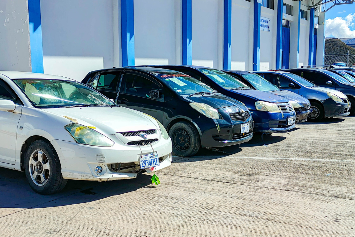 Potosí: Aduana comisa 85 vehículos indocumentados valuados en 13 millones de bolivianos