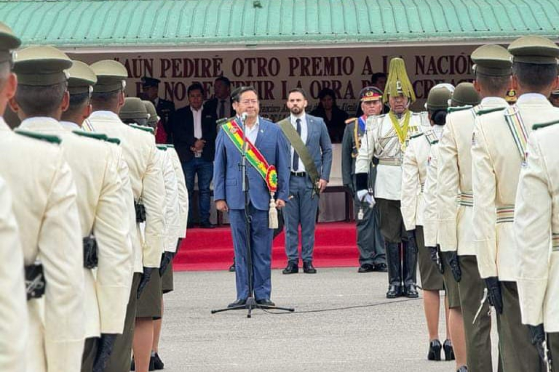 En egreso de 262 oficiales Arce recuerda que la Policía es fiel guardián del pueblo