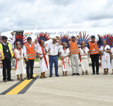 Arce entrega aeropuerto de Rurrenabaque y anuncia vuelos frecuentes de BoA a Beni