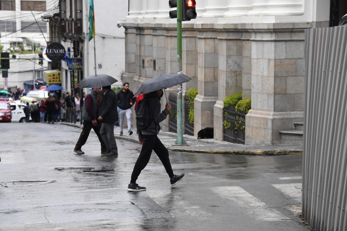 Senamhi prevé lluvias y tormentas eléctricas hasta el domingo en todo el país