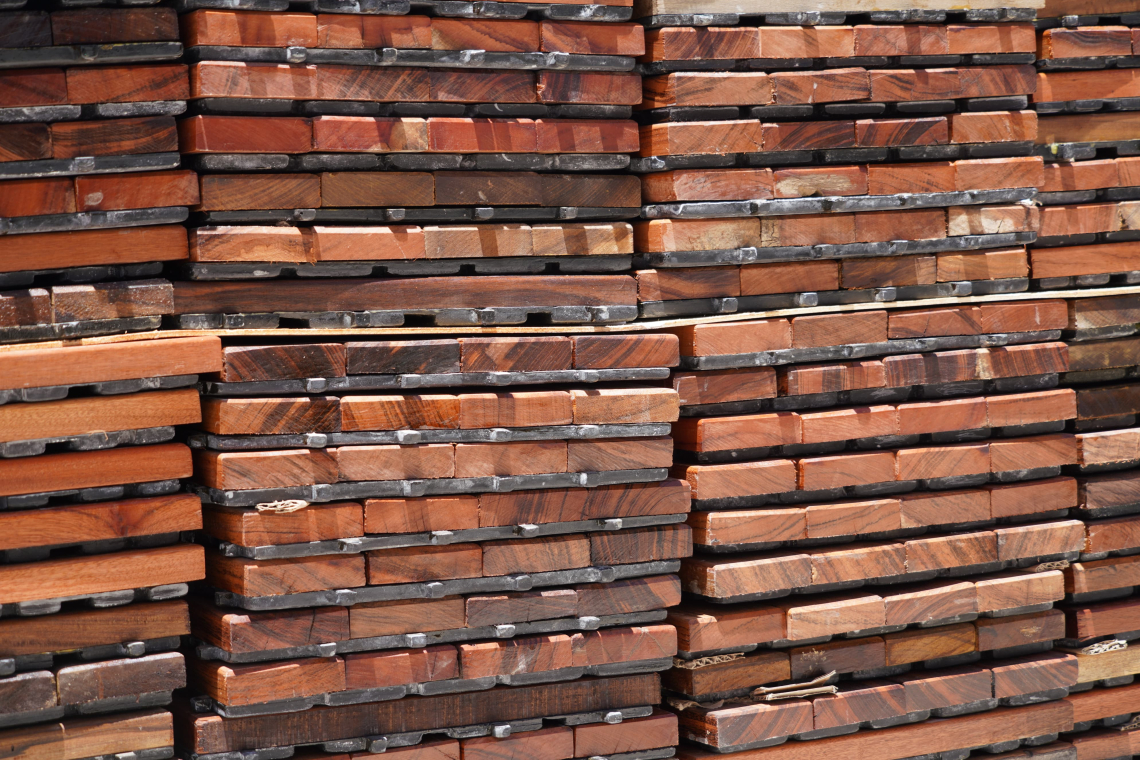 Bolivia-Perú incautan 7, 29 Tn de cocaína camuflada en baldosas de madera