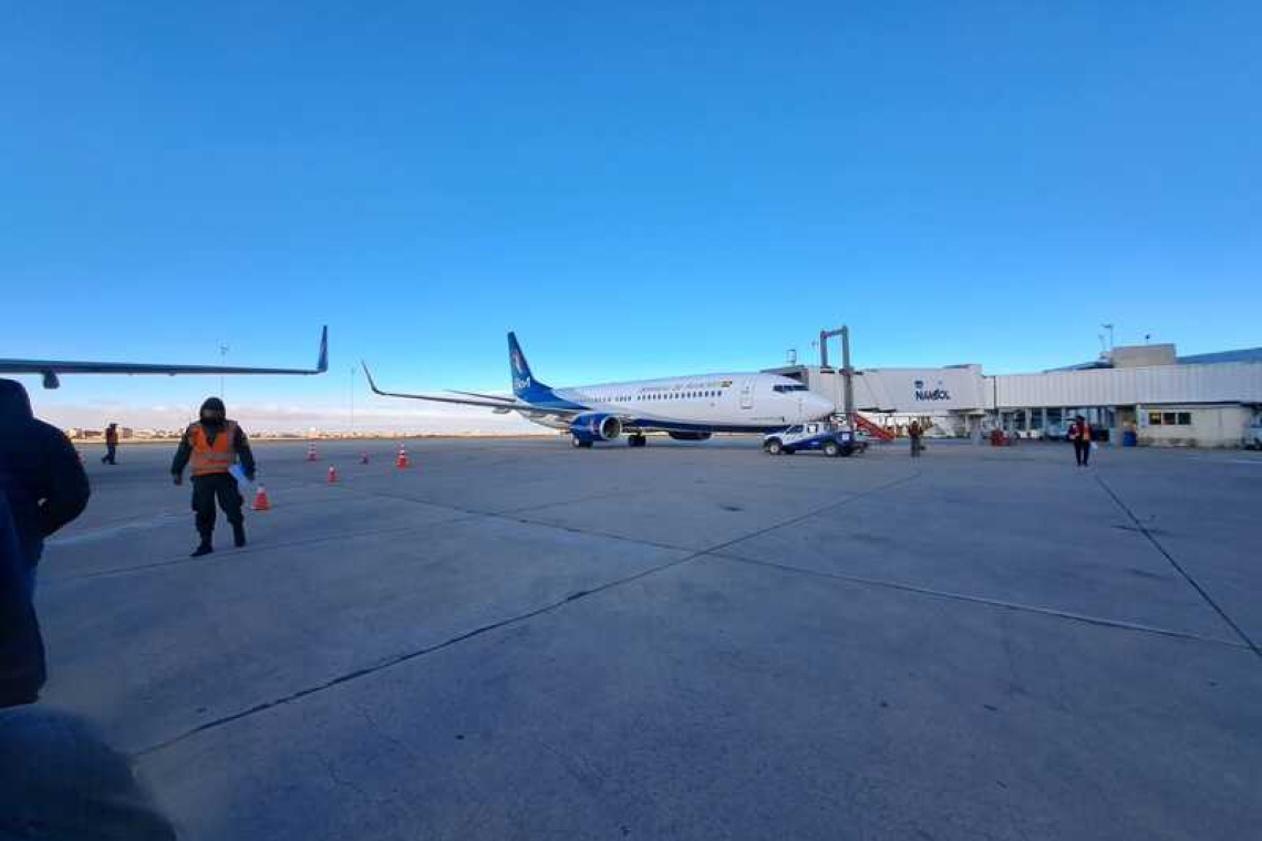BoA resalta acción inmediata y acertada de un piloto tras incidente con jauría de perros en el aeropuerto de El Alto