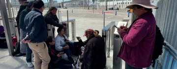 Escándalo en un crucero: los bolivianos varados en Barcelona por problemas de visado afirmaron ser víctimas de una estafa