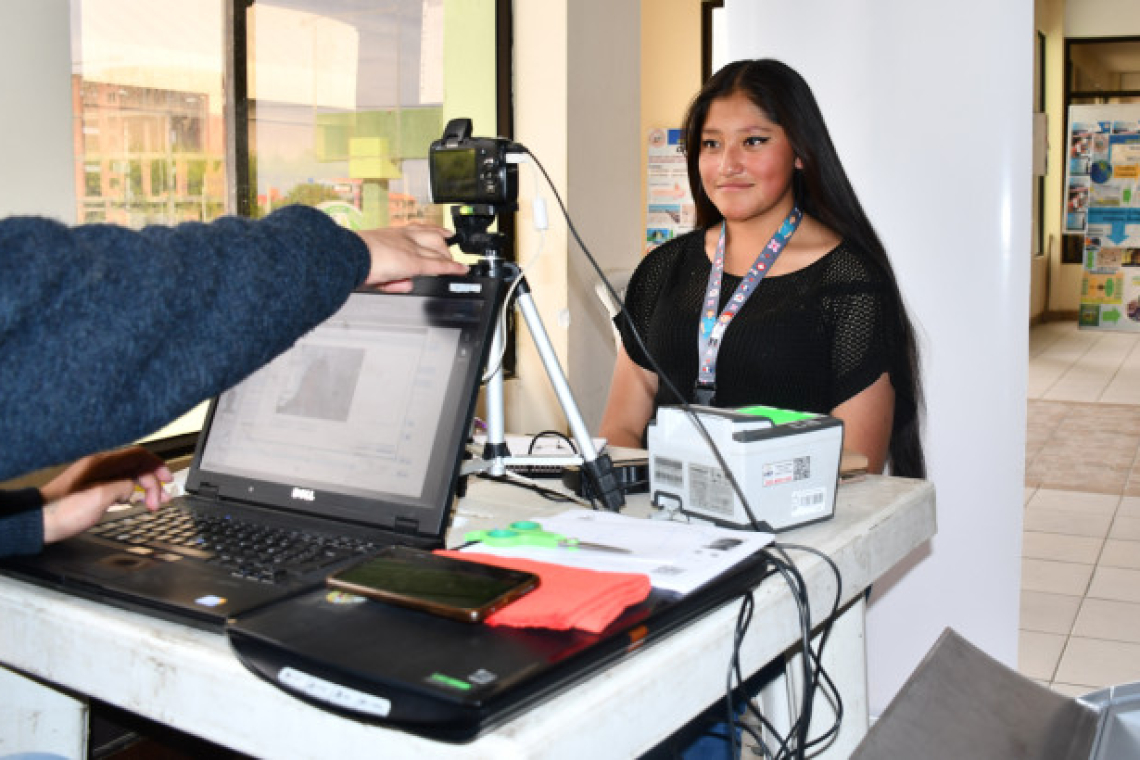 En Oruro cerca de 3.000 jóvenes se suman al padrón electoral biométrico