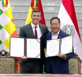 Gobiernos de Bolivia y Paraguay firman acuerdos de integración en beneficio de ambos pueblos 