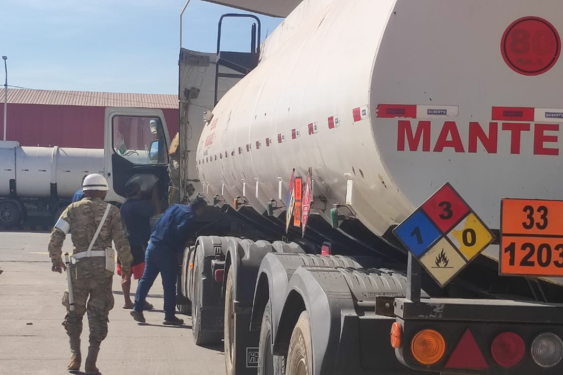 Gobierno emplea control militar y evitar desvió de combustible en estaciones