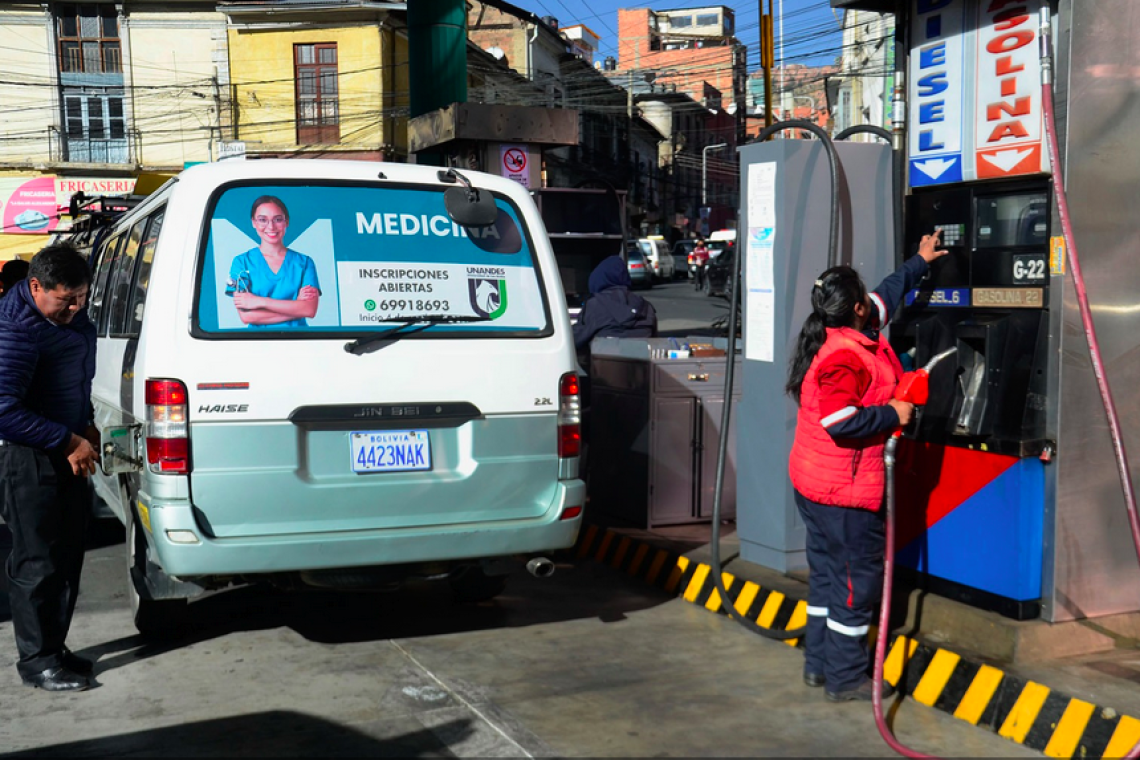 YPFB toma precaución ante amenazas de “bloqueos políticos” y garantiza normal abastecimiento de combustibles