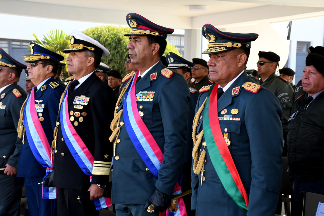 Oficiales de las FFAA obtienen grado superior en su carrera militar