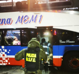 Terminal de Buses de La Paz suspende salidas al interior del país por bloqueos en Caracollo 