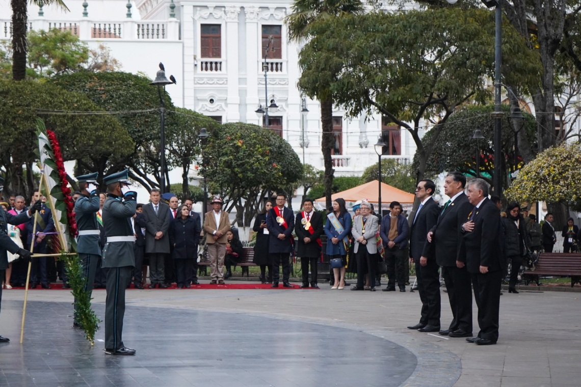 Fiscalía presente en actos por los 199 años de Independencia de Bolivia