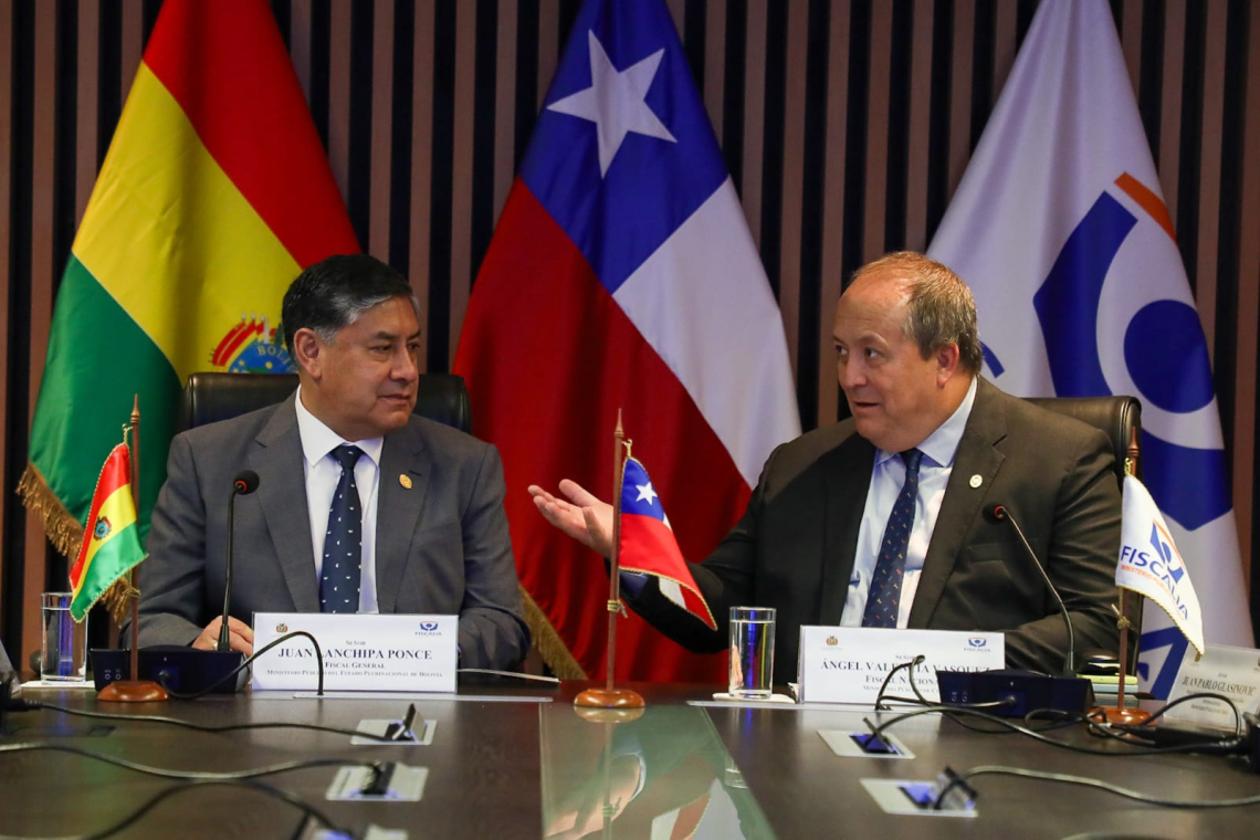 Bolivia y Chile acuerdan fortalecer para investigaciones criminales