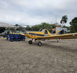 Dos aeronaves se integran para atenuar incendios en Santa Cruz