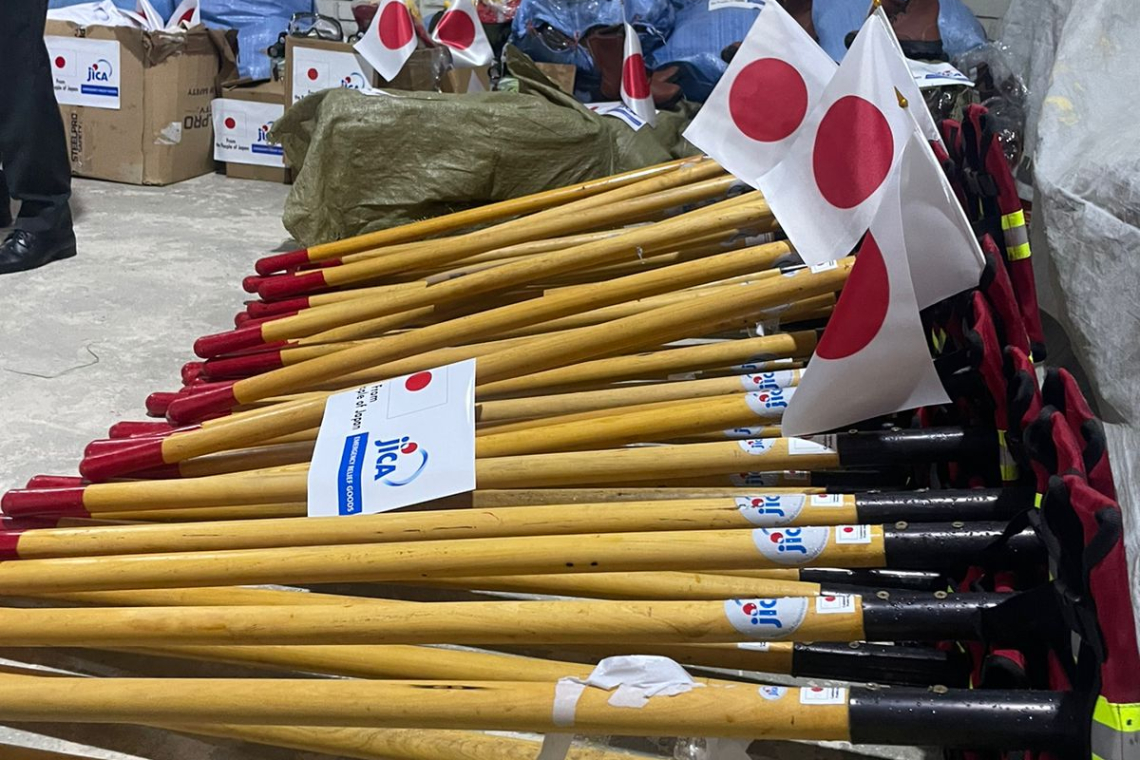 Japón dona equipos y herramientas para los bomberos forestales