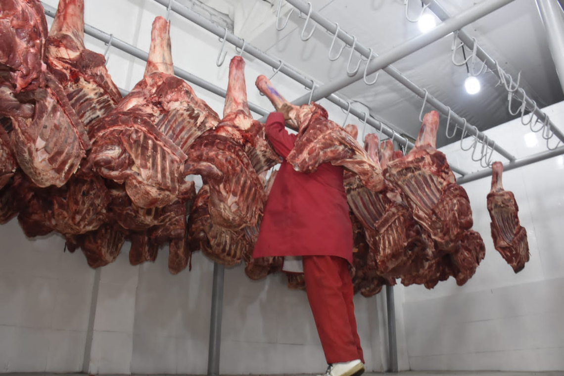 Emapa dispone de más de 20 toneladas de carne de res a Bs 25,50 el kilo gancho