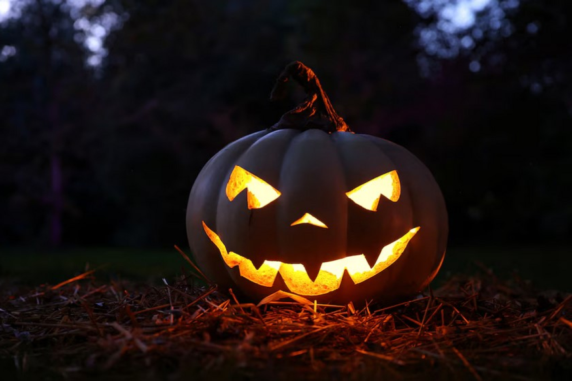 El origen de Halloween: el festival celta que adoptó el catolicismo y hoy se celebra con disfraces en todo el mundo