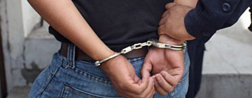 Aprehenden a un hombre por comercio ilegal de gasolina en Cochabamba