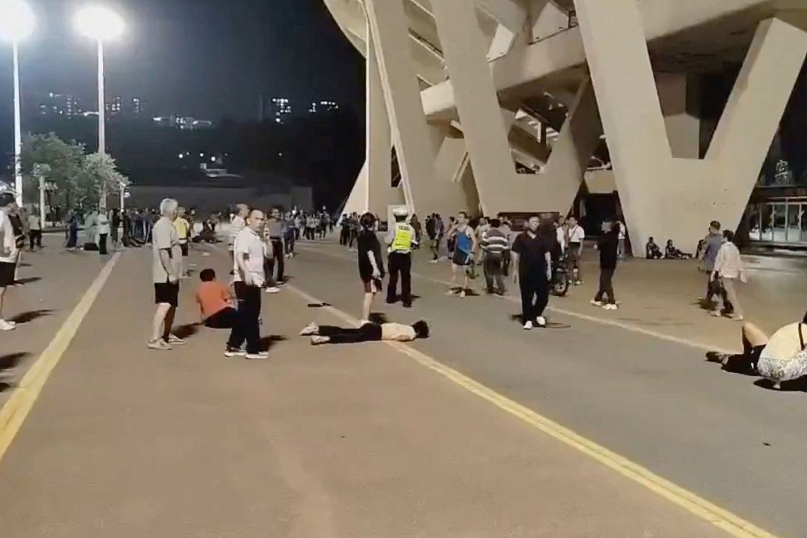 Un hombre atropelló a una multitud en China: mató a 35 personas e hirió al menos a otras 40 en las afueras de un estadio