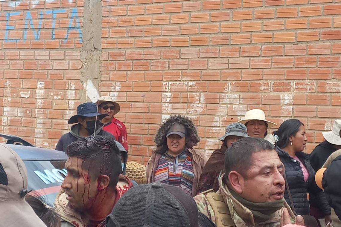 Militares son brutalmente golpeados por el crimen organizado en Patacamaya