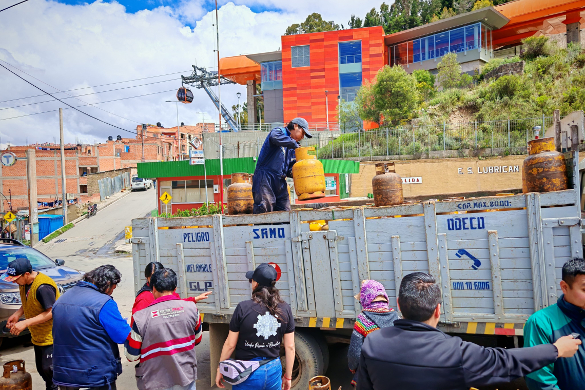 ANH escolta camiones distribuidores de GLP en El Alto y La Paz