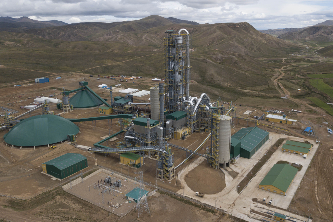 Ecebol exportará a México 12.500 toneladas de clínker cada mes por $us 8 millones durante este año