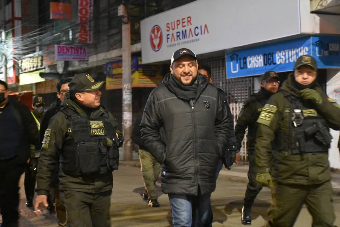 Gobierno vigoriza control policial para repeler la delincuencia en El Alto