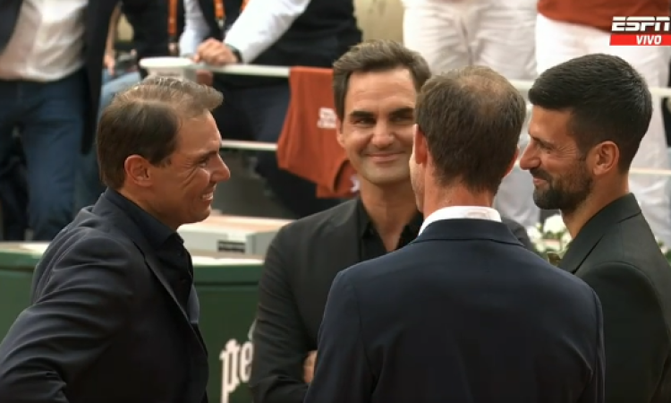 Rafael Nadal se quebró en presencia de Djokovic, Federer y Murray durante el emotivo homenaje que recibió en Roland Garros