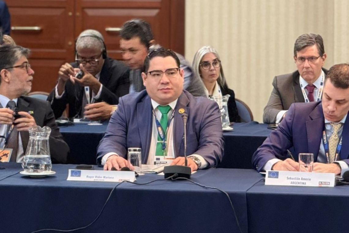 Fiscalía Boliviana socializa en Perú proyecto para proteger a niñez en entornos digitales