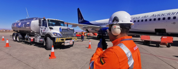 Naabol afirma que YPFB Aviación garantiza reabastecimiento de combustible de aviación para vuelos nacionales e internacionales