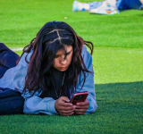 Un grito urgente por la niñez y la adolescencia: ¡No más monstruos en internet!  