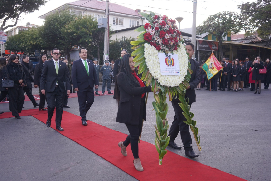 Sucre: Ministerio Público rinde homenaje al Libertador Simón Bolívar