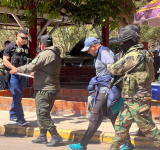 Policía Boliviana entrega a su par de Brasil a brasileño con Sello Rojo de Interpol