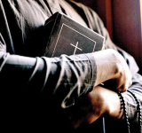 Justicia uruguaya da 40 días a Bolivia para extraditar a exsacerdote acusado de abuso sexual