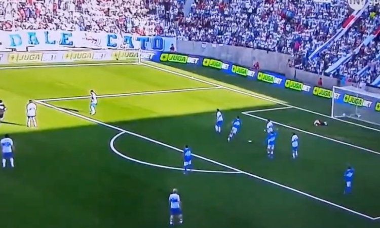 Histórico portero sufre infarto en partido homenaje y es reanimado en cancha
