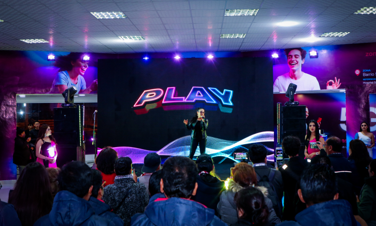 Entel presente en Expoteco con su stand Generación Play