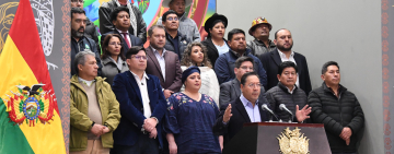 Arce denuncia que desde el Legislativo se gesta un golpe a la democracia y urge al TSE llamar a una reunión de poderes