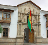 TSE afina detalles para la entrega de credenciales a Rodrigo Paz y Edmand Lara en Sucre